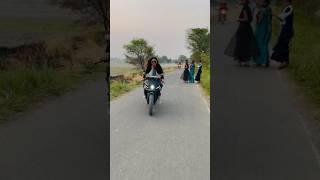 GIRLS REACTION ️ON GIRL BIKER #publicreaction #automobile #r15v4 #r15v3 #yamaha #reaction #shorts