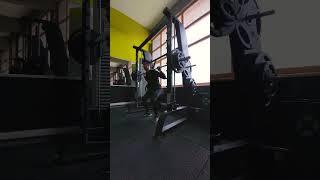 Mütevazı ağırlıkla squat