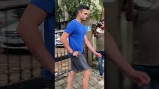 Arjun Tendulkar spotted at clinic in Khar | Bollywood chronicle