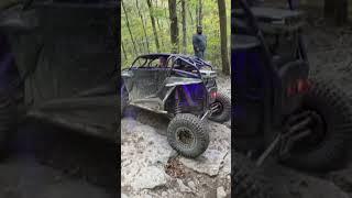 Kyle at Pickett showing out #offroad #offroadadventure #polarisrazor #mud #sidebyside #rockclimb