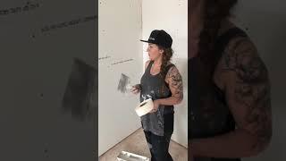 How to Drywall - Taping Drywall Seams