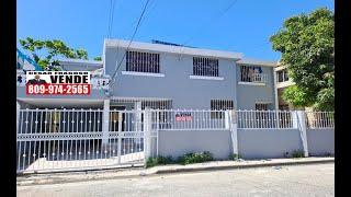 Vendo casa de OPORTUNIDAD en el Ens. Isabelita de Santo Domingo Este. Son DOS por el precio de UNA