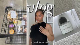 hosting girls night, vacay prep, botox appt, spring fragrance pick up, etc | WEEKLY VLOG