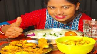 ASMR EATING PANTA BHAT | AALU BHUJIA, PAKORA, OMELETTE, WITH ONION, GREEN CHILLI WITH WATER RICE