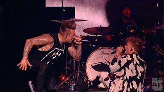 APMAs 2016 Performance: PAPA ROACH with MGK, MATTY MULLINS and JENNA McDOUGALL