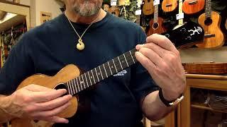 Ukulele Mania Demo, "Hula Girl" on Anuenue Rosewood:Cedar Gloss Concert #5468