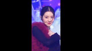 Irene – Rapping #1: "We are Queens in the red castle" [stage compilation]