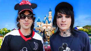 Jake & Johnnie Go To Disneyland