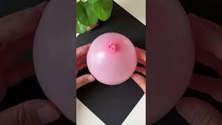 Use a balloon and a marble to make a cute little rabbit tumbler for children. Diy Kindergarten h