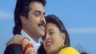 Hero Venkatesh Intlo Illalu Vantintlo Priyuralu Songs - Priyurale Premaga Song - Soundarya