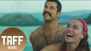 Fahriye Evcen & Burak Özçivit - Hasretinle Yandı Gönlüm | Aşk Sana Benzer Film Müziği