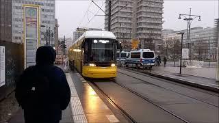 Weihnachtsmarkt Berlin Alexanderplatz wird von Polizei geschützt