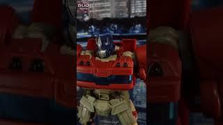 Transformers Studio Series Transformers: ONE OPTIMUS PRIME!