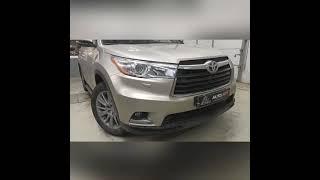 Toyota Highlander. Установка biled линз Aozoom R3 Полярное сияние и омывателя камеры заднего вида