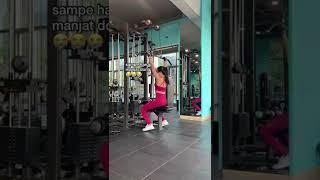 Derita Orang Pendek Di Tempat Gym Yah Gini Nih