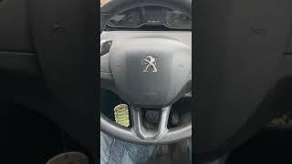 Peugeot key copy/program 208 using xhorse vvdi key tool max chip program/copy key clone 2013 upwards