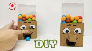 DIY КАК СДЕЛАТЬ АВТОМАТ ДЛЯ КОНФЕТ ИЗ КАРТОНА | How to make Candy Dispenser Machine from Cardboard