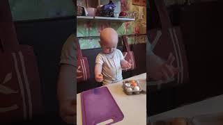 Что вы мне подсовываете?#чудо-девочка