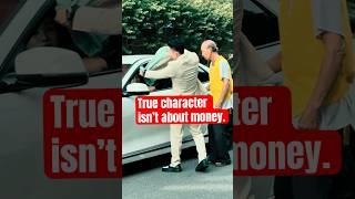 She Threw Trash at a Poor Man… So I Taught Her a Lesson ️ #ONEMAN #KindnessMatters #RespectEveryone