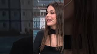 Simge: "Ünlü Olmadan Önce Gülşen Bana Kıyafetlerini Veriyordu!" #shorts #simgesağın #simge