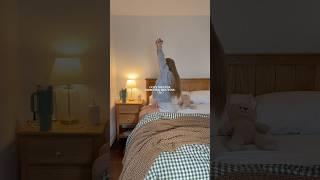 Happy Friday!! #morningroutine #morningvlog #lifestylevlog #wintervibes #cozyhome #cozymorning