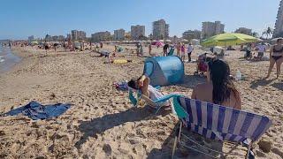 Everyone was looking at her! Magic walk along the Barcelona beach in 4k!