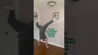 Handstand 95