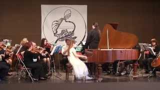 Mozart Piano Concert Nr.12 A-Dur KV 414 plays Maria-Louise