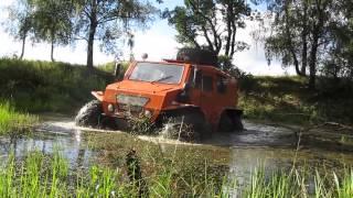 ПЛАВАЮЩИЙ ВЕЗДЕХОД/The FLOATING cross-country VEHICLE on Tires of Low Pressure