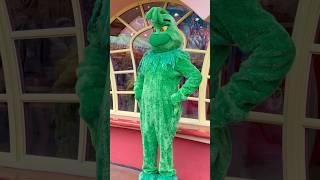 Universal see someone look nice #enjoy #shortvideo