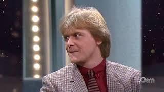 John Farnham talks Little River Band's Graeham Goble on the Don Lane Show (1980)