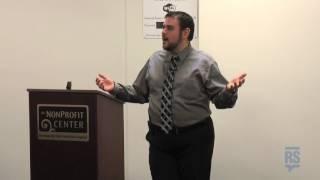 [Networking Tip] Bagels vs Croissants: Body Language for Inclusive Networking - Robbie Samuels
