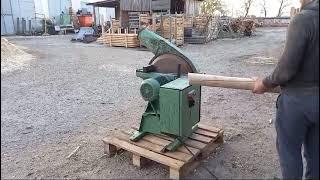 Станок заточной бревен и деревянных столбиков. Заточка сруба #wood  #forest #machine #shorts