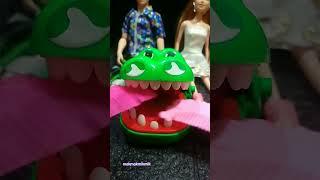 crocs big and small comb #shorts #viral #satisfying #asmr #crocs #barbie #toys #fashionaccessories