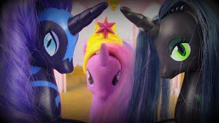 LPS VS MLP Ep11 (Attack at Canterlot Castle)