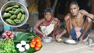 90 years old grandma cooking EGG with PATAL curry and eating with water rice || typical life old man