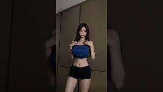 AI Sexy dance / Blue Crop Top AI Beauty Girl Dancing #Tiktok #shorts #ai #aidance