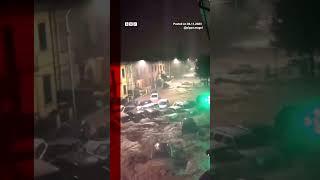 Cars are washed away in Italy as Storm Ciarán brings heavy rain. #StormCiaran #Tuscany #BBCNews