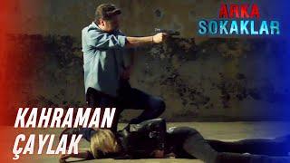 Alper, Selin'in Hayatını Kurtardı! | Arka Sokaklar 631. Bölüm