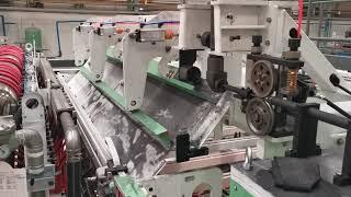 TJK machinery- auto engineering mesh welding machine with window and door open