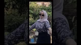 bu guru salsa emang menggoda. ib: sisalsa #fakebodyy️ #fyp #hijabitiktok #jilbabgede