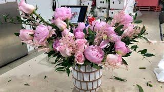 Tutorials Pink peony flower arrangement #floraldesigner Vlog