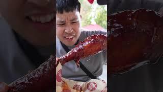 Disneyland vs. Six Flags Turkey Leg