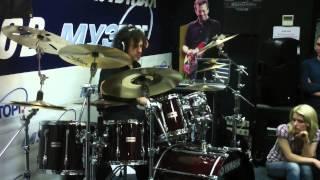 Max Klots Clinic at Muztorg St. Pete. 9/30/12: Odd Signatures