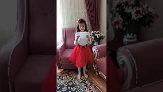 1/A SINIFI 23 Nisan i şarkılarla, şiirlerle, coşkuyla kutladı.