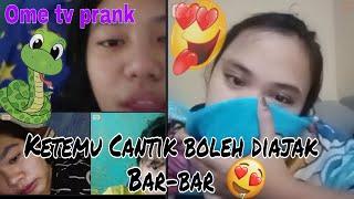 Reaksi cepat liat ular kasur prank ome tv  Ada yang cantik bisa diajak Bar-bar Ome indo 