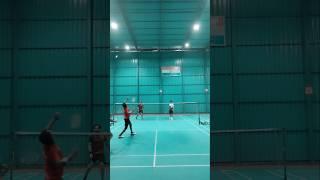 Rally! #badmintolovers #badmintonlovers #sports #youtubeshorts #badmintonpassion