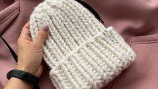 Шапка крупной вязки из толстой пряжи #wool_hat_smetana