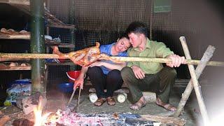 Nhan And Chung Affectionately Grilled Chicken Next To The Small House