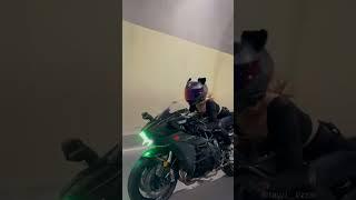 cute lady biker best reaction video | #cute #cutelady #ladybiker #ladyreaction #RandomBike